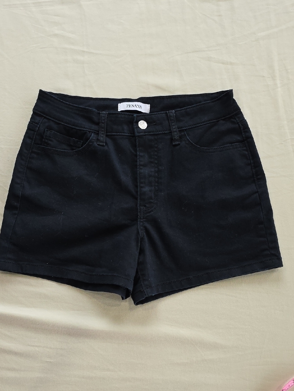 Zenana Outfitters Black Jean Shorts Medium